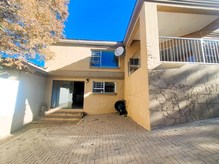 3 Bedroom Property for Sale in Baysvalley Free State